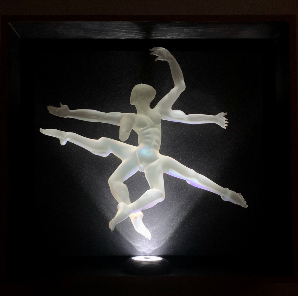 Milon Townsend glass sculpture