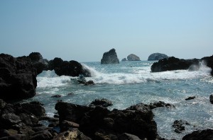 Spray at the little arch rock, waves, islands, Pacific Ocean, South Mazatlan, Mexico