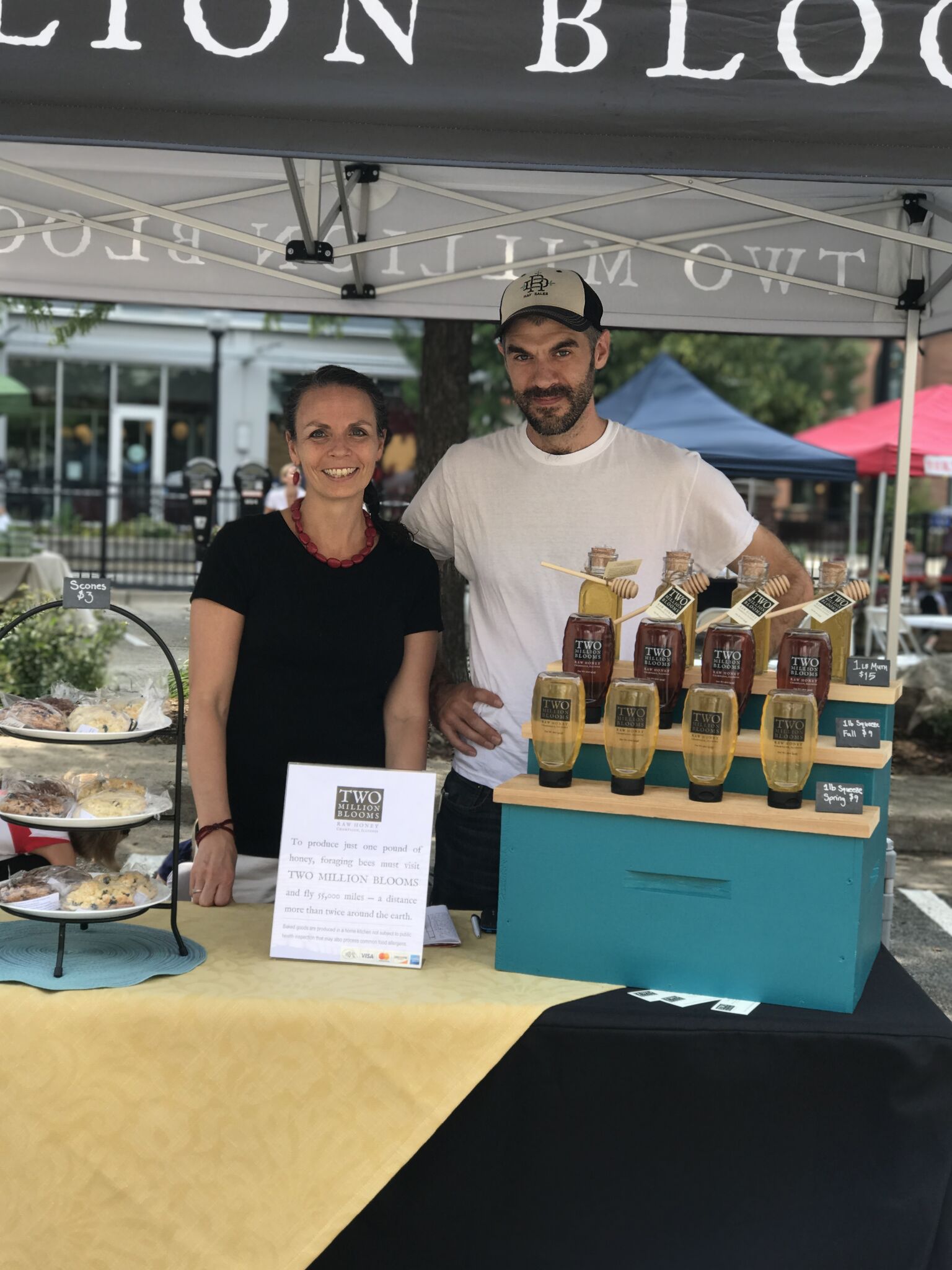 Volunteering at the Champaign Farmers Market CAEP Explore 2017