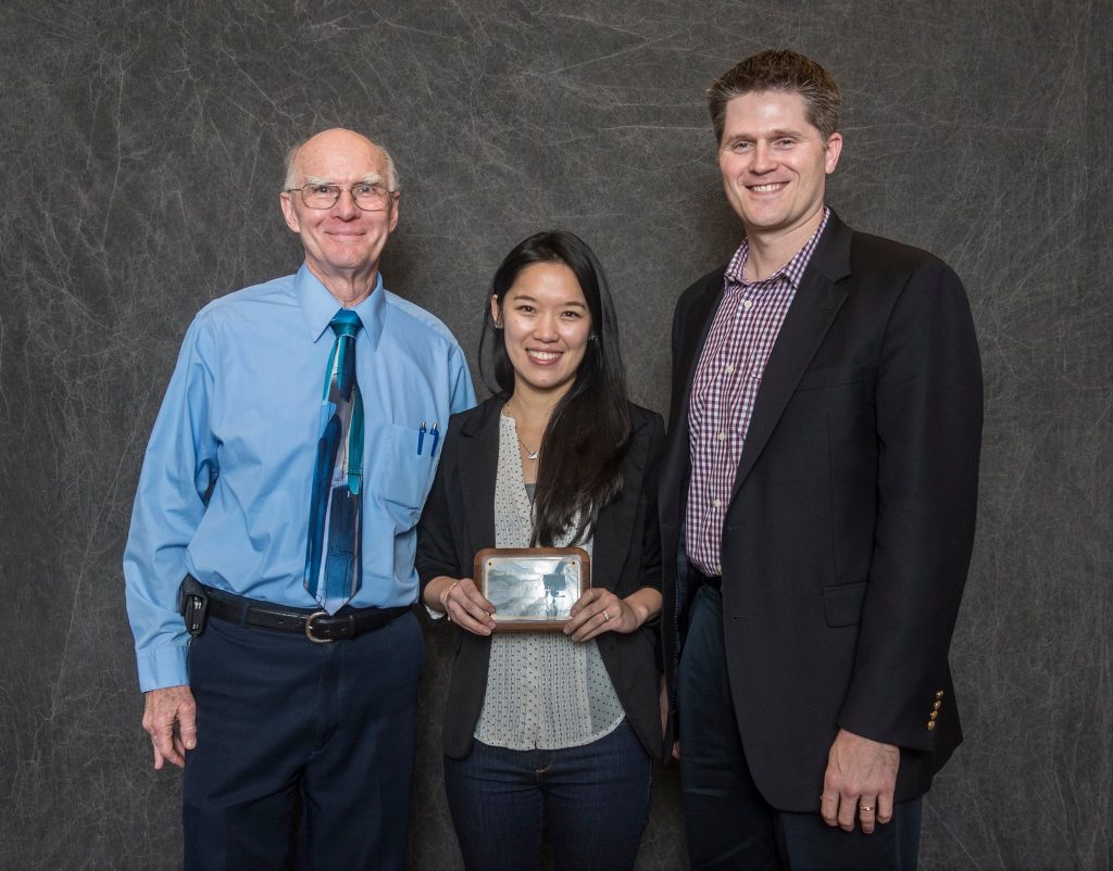 Tzu-Wen L. Cross receives the James. L. Robinson Nutrition Impact Award at the 2017 DNS Endowed Awards Ceremony